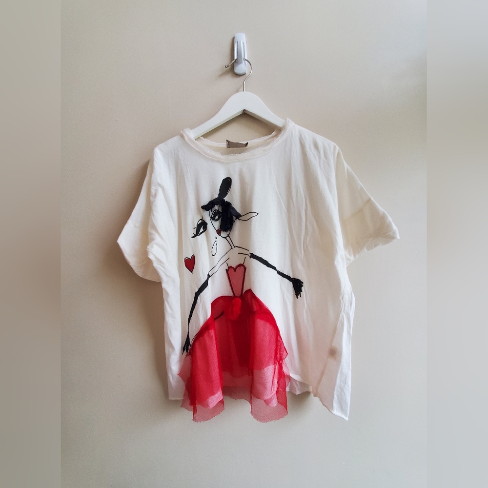 Lanvin Ballerina Graphic Tee w/ Red Tulle Skirt – Size [L] Rare